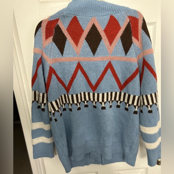 Bohemian Geometric Patterned Chunky Cardigan with buttons - Picture 2 of 2